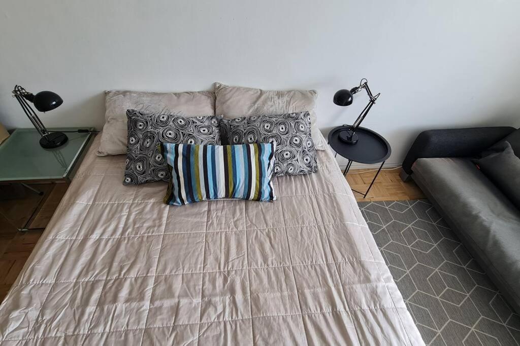 Scandinavian 2-Rooms Apartment City Center ヘルシンキ エクステリア 写真