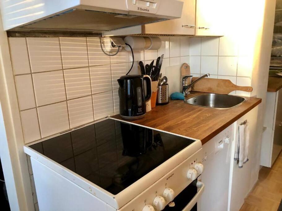 Scandinavian 2-Rooms Apartment City Center ヘルシンキ エクステリア 写真